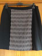 Zwarte rok met middenvoor strook motieven. Maat 44. Bel&Bo, Zwart, Ophalen of Verzenden, Knielengte, Gedragen