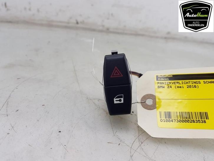 COMMUTATEUR DE FEUX DE DETRESSE BMW Z4 Roadster (E89), Autos : Pièces & Accessoires, Tableau de bord & Interrupteurs, BMW, Utilisé