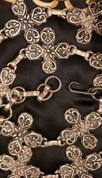 ketting riem met zilverkleurige kruisen uit jaren 80, Kleding | Dames, Riemen en Ceinturen, Ophalen, Overige kleuren, Zo goed als nieuw