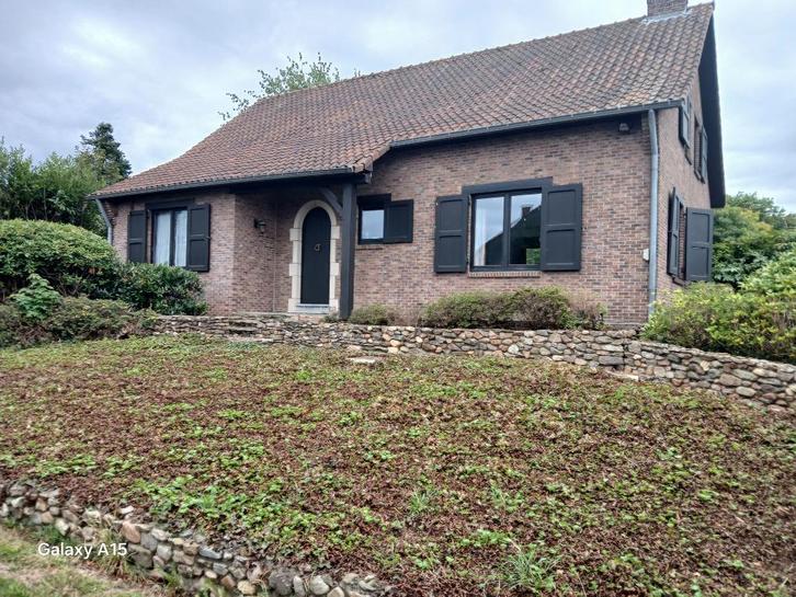 Huis te koop, Immo, Huizen en Appartementen te koop, Provincie Vlaams-Brabant, 1000 tot 1500 m², Vrijstaande woning, D