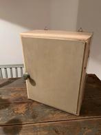 VINTAGE KASTJE WAND BADKAMERKASTJE MEDICIJN HOUT, Antiek en Kunst, Ophalen of Verzenden