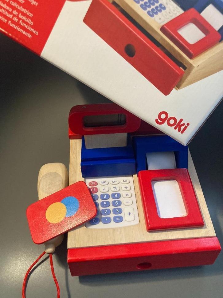 Caisse enregistreuse en bois Goki - Marchande enfant, Enfants & Bébés, Jouets | Jouer aux cuisines, Utilisé, Accessoires de cuisine de jeu