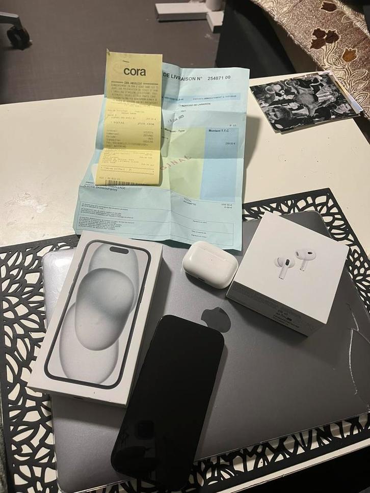 iphone 15 128gb + airpod 2 pro, Télécoms, Téléphonie mobile | Housses, Coques & Façades | Apple iPhone, Reconditionné, Enlèvement