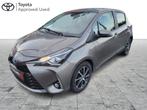 Toyota Yaris 1.5 Hybr/Gps/Safety/Cam, Te koop, Zilver of Grijs, 54 kW, Stadsauto