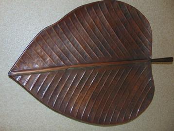 Schaal 'boomblad' 68 cm beschikbaar voor biedingen