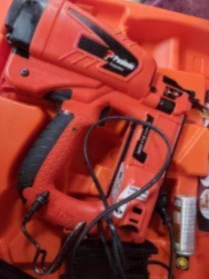 Paslode im50 F18 013332 Impulse afwerknagelapparaat  tacker, Doe-het-zelf en Bouw, IJzerwaren en Bevestigingsmiddelen, Zo goed als nieuw