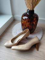 Ivoorkleurige pumps Noe 38, Pumps, Wit, Ophalen of Verzenden, Noe