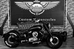 Custom motor chopper bobber, Motos, Motos | Harley-Davidson, 2 cylindres, Chopper, Entreprise