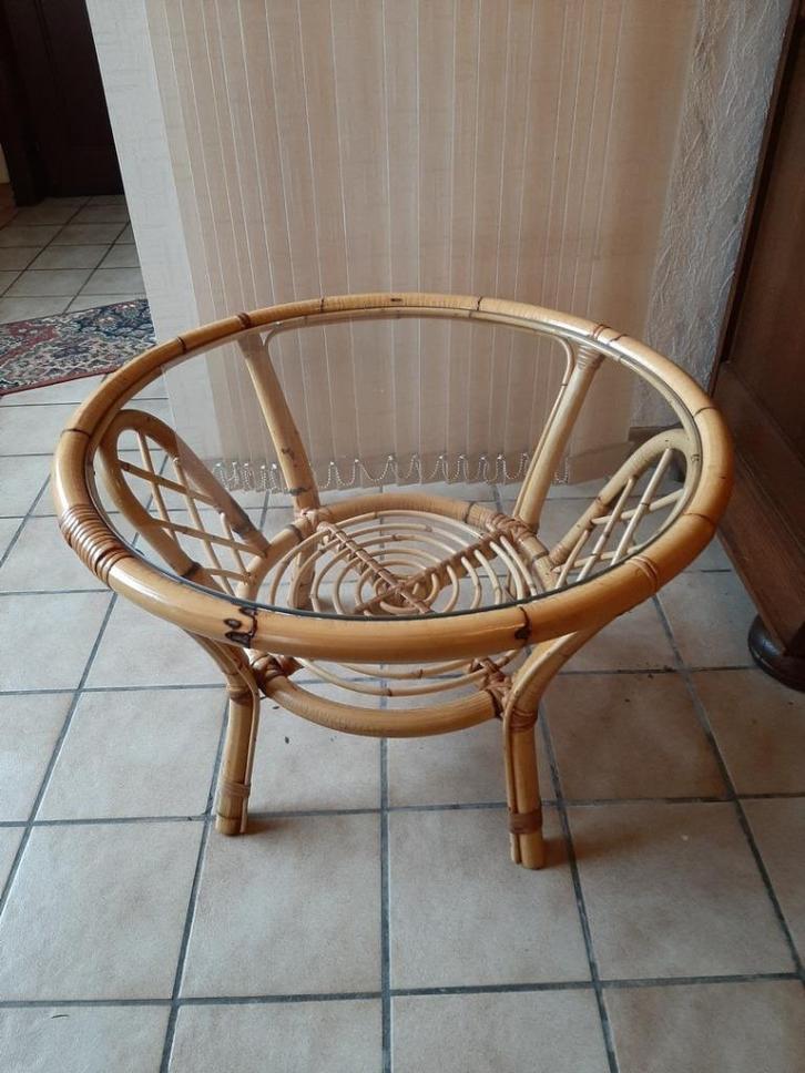 ROTAN SALONTAFEL, Huis en Inrichting, Tafels | Salontafels, Glas, Ophalen