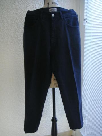 Pantalon bleu foncé Blue Light taille 38 beschikbaar voor biedingen