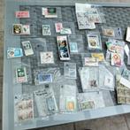 Collection de timbres neufs et oblitérés tous pays, Ophalen