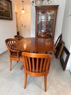 Handgemaakte kersenhout tafel en stoelen met vitrinekast, Huis en Inrichting, Tafels | Eettafels, Ophalen of Verzenden, Vier personen