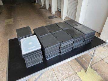 120 lege dvd doosjes. beschikbaar voor biedingen