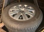 Winterbanden VW , 17 inch, Auto-onderdelen, Banden en Velgen, Ophalen, 17 inch, Winterbanden, Velg(en)