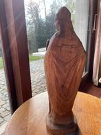 Houten sculptuur, Ophalen