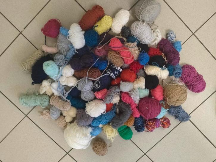 Lot de pelotes de laines entamées  (English available), Hobby & Loisirs créatifs, Tricot & Crochet, Enlèvement