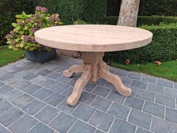 Volledig massief eiken ronde eettafel. Geluchtgomd.  beschikbaar voor biedingen