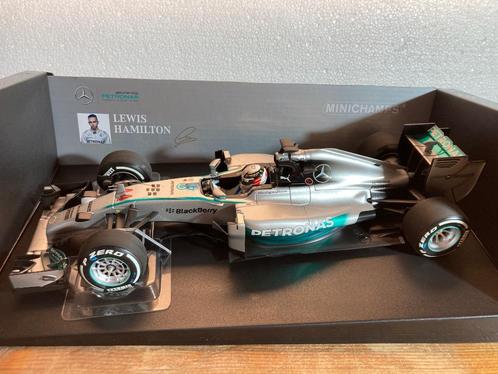 Lewis Hamilton 1:18 Chinese GP Winner 2014 110140244, Collections, Marques automobiles, Motos & Formules 1, Neuf, ForTwo, Enlèvement ou Envoi