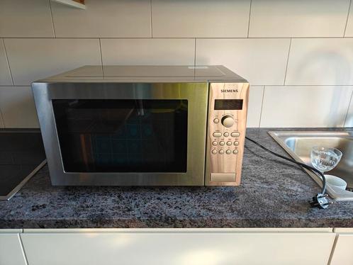 Siemens microgolfoven, Elektronische apparatuur, Microgolfovens, Zo goed als nieuw, Vrijstaand, Microgolfoven, Ophalen of Verzenden