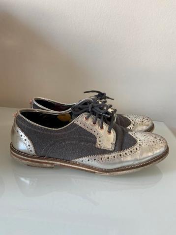 Chaussures Ted Baker grises taille 