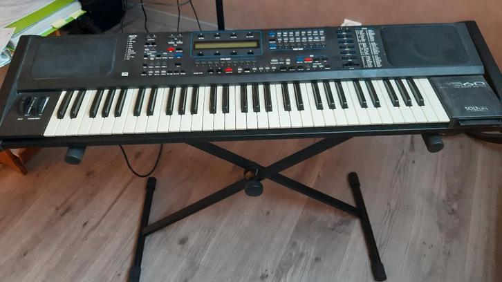 solton ketron ms 60 arranger keyboard, Muziek en Instrumenten, Keyboards, Gebruikt, 61 toetsen, Overige merken, Aanslaggevoelig