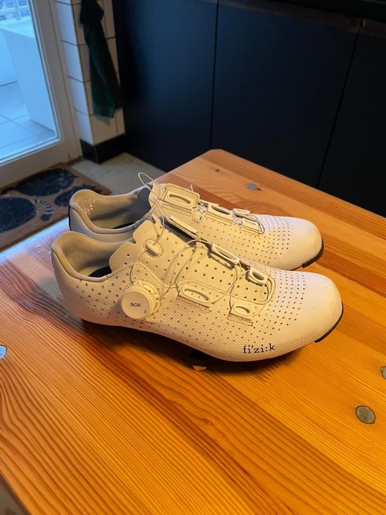 Fizik Tempo Decos - maat 38, Kleding | Heren, Schoenen, Zo goed als nieuw, Sportschoenen, Wit, Ophalen of Verzenden