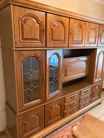 Gratis zeer mooie kast af halen te.  Geraadsbergen, Huis en Inrichting, Ophalen, Zo goed als nieuw