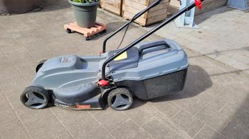 Powerplus 1000W Grasmachine beschikbaar voor biedingen