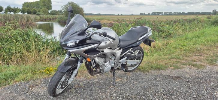 Yamaha fazer 600 FZ6-S bj 2004, Motoren, Motoren | Yamaha, Particulier, Toermotor, meer dan 35 kW, 4 cilinders, Motorrijbewijs A