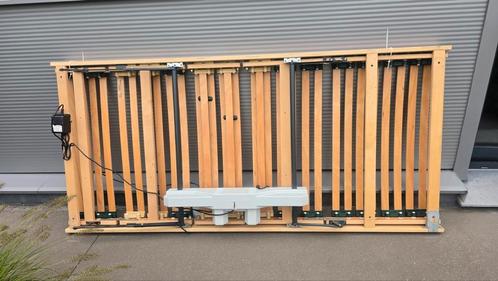 Gereserveerd. Elektr. verstelbare Lattenbodem werkt perfect, Huis en Inrichting, Slaapkamer | Matrassen en Bedbodems, Zo goed als nieuw