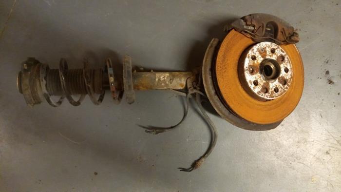 Schokdemper rechts-voor van een Seat Leon, Auto-onderdelen, Ophanging en Onderstel, Seat, Gebruikt, 3 maanden garantie, Ophalen of Verzenden