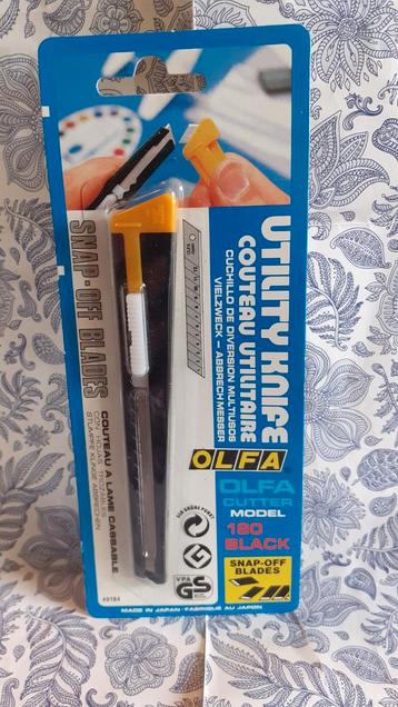 cutter olfa model 180 black neuf 