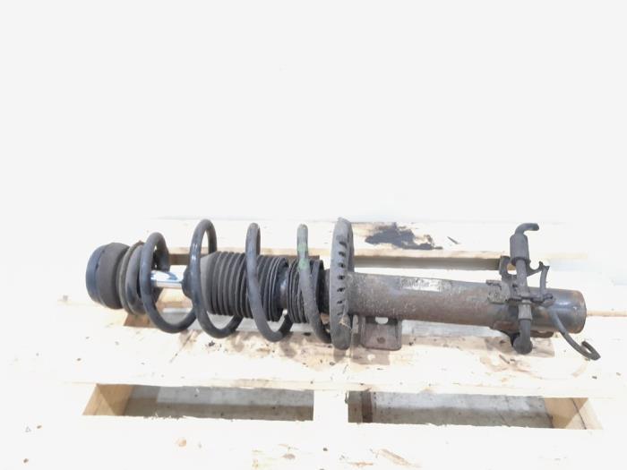 Schokdemperpoot rechts-voor van een Seat Ibiza, Auto-onderdelen, Ophanging en Onderstel, Seat, Gebruikt, 3 maanden garantie, Ophalen of Verzenden