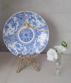 Kintsugi….. Antieke Japanse blauw/witte schaal, Ophalen of Verzenden