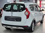Dacia Lodgy Stepway 1.2TCe 7Places Gps Cruise Blue CAMERA Cl, Auto's, Gebruikt, 4 cilinders, 116 pk, Leder