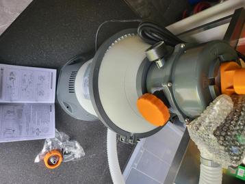Zandfilter & Skimmer  beschikbaar voor biedingen