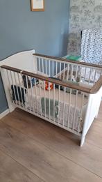 Babybedje/Ledikant met matras., Kinderen en Baby's, Babyparken, Ophalen, Zo goed als nieuw