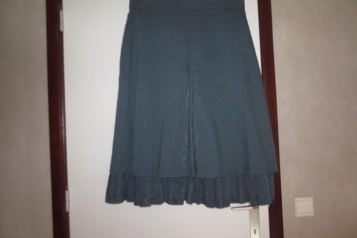 Rok maat 44-46 merk Paprika, Vêtements | Femmes, Jupes, Porté, Taille 42/44 (L), Gris, Enlèvement ou Envoi