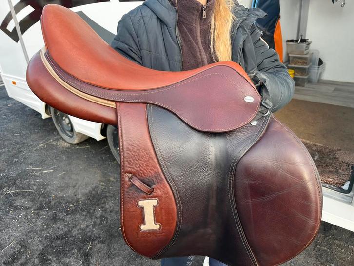 Ikonic elite zadel te koop, Dieren en Toebehoren, Paarden en Pony's | Zadels, Zo goed als nieuw, Ophalen of Verzenden