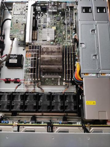 1 supermicro server beschikbaar voor biedingen