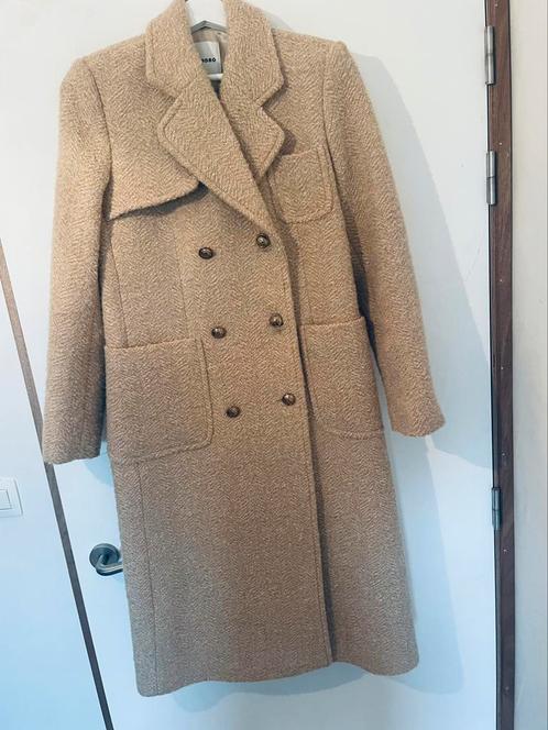 Sandro Coat Beige - Ongedragen, Kleding | Dames, Jassen | Winter, Nieuw, Maat 34 (XS) of kleiner, Beige, Ophalen of Verzenden