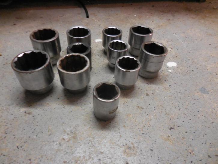 Douille, Auto diversen, Autogereedschap, Ophalen of Verzenden