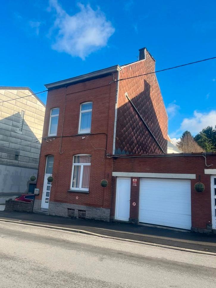 Maison 3 façades 3 ch, studio équipé et atelier de 126 m2, Immo, Huizen en Appartementen te koop, Charleroi, 500 tot 1000 m², Woning met bedrijfsruimte
