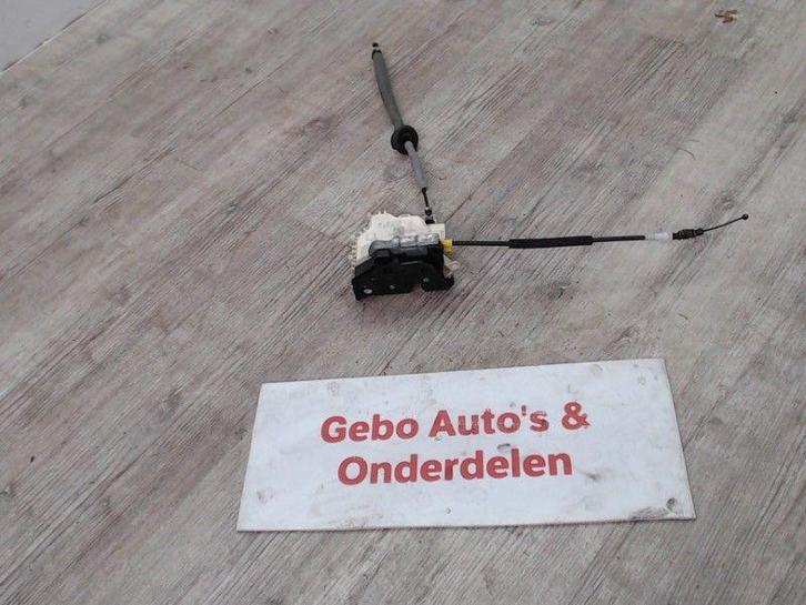 SERRURE DE PORTE LATERALE Audi A3 Cabriolet (8V7 / 8VE), Autos : Pièces & Accessoires, Carrosserie & Tôlerie, Audi, Droite, Utilisé