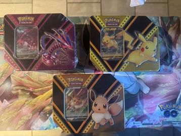 Pokébox V Power - Evoli V / Pikachu V / Éthernatos V, Hobby & Loisirs créatifs, Enlèvement, Neuf, Booster box