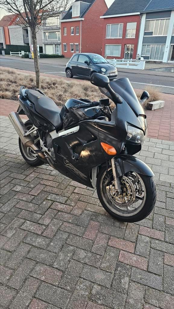VFR800fi '98, Motoren, Motoren | Honda, Particulier, Sport, meer dan 35 kW, 4 cilinders, Motorrijbewijs A, Ophalen of Verzenden