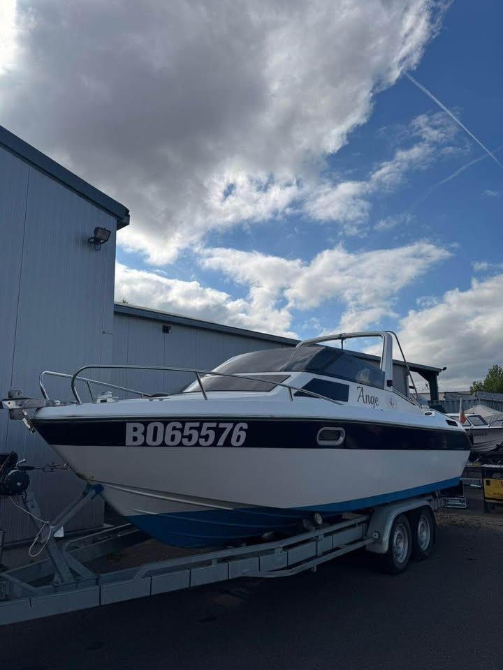 Jeanneau Leader 650 boot + trailer, Watersport en Boten, Motorboten en Motorjachten, Gebruikt, Polyester, 6 tot 9 meter, Benzine