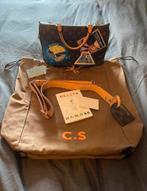 Louis Vuitton Messenger bag, Bijoux, Sacs & Beauté, Sacs | Sacs de voyage & Petits Sacs de voyage, Comme neuf, Enlèvement ou Envoi