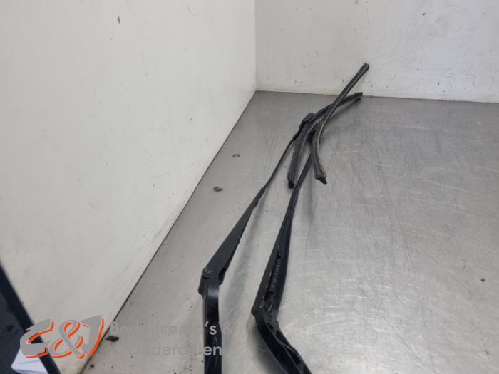 Ruitenwisserarm set van een Fiat Ducato, Auto-onderdelen, Overige Auto-onderdelen, Fiat, Gebruikt, 3 maanden garantie, Ophalen of Verzenden