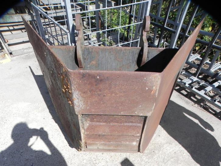 Kraanbak voor het trekken van sloten, Zakelijke goederen, Machines en Bouw | Kranen en Graafmachines, Graafmachine, Ophalen